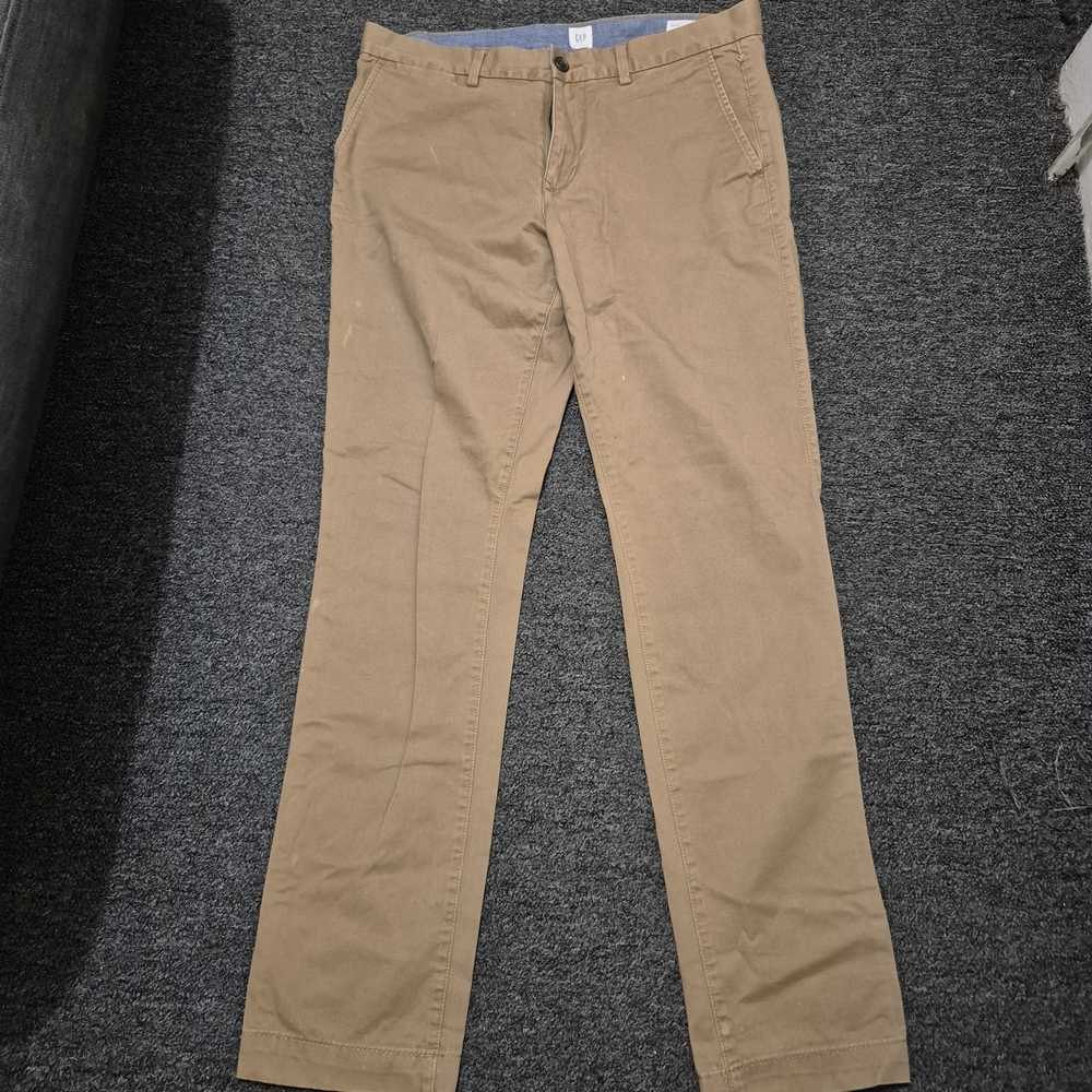 GAP Men's Khaki Chinos